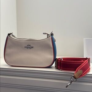 Coach Cream and Blue Shoulder Bag with Signature Design